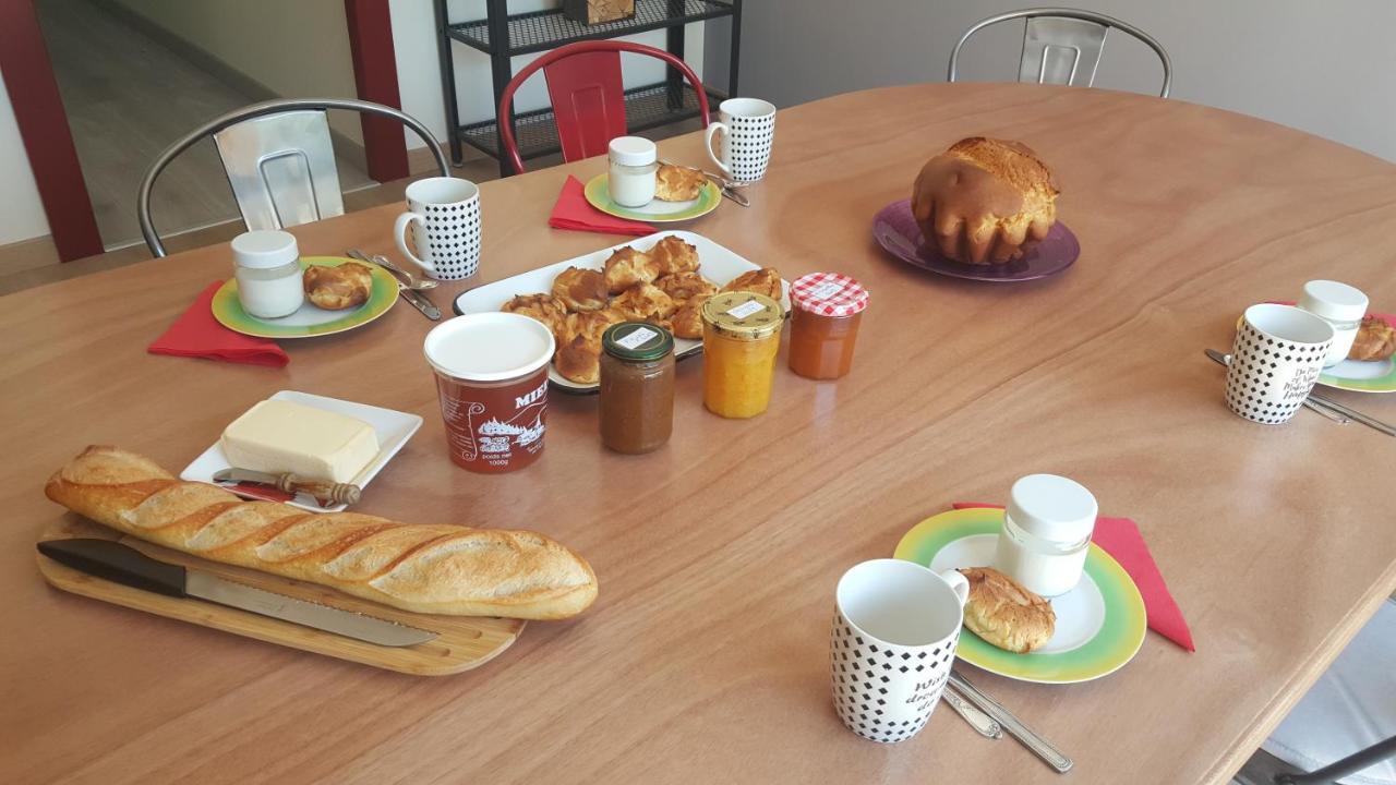 Au Petit Pressoir Bed & Breakfast Givry  Eksteriør bilde