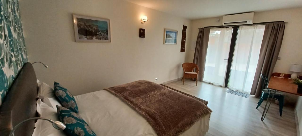 Au Petit Pressoir Bed & Breakfast Givry  Eksteriør bilde